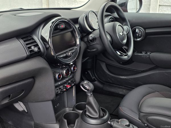Mini Cooper 1.5 Petrol Automatic only 13K Km 399108747