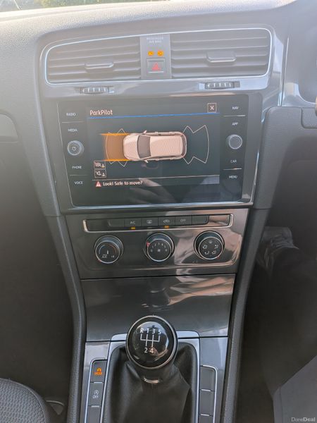 Volkswagen Golf Trendline 2018 399114339