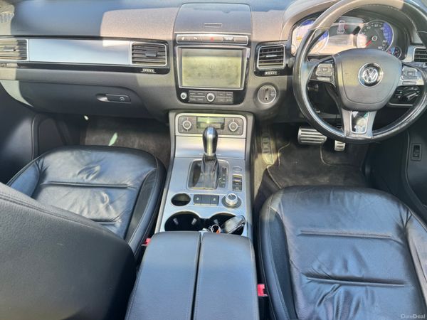 151 Volkswagen Touareg R-Line 2 Seater***** 399117307