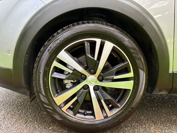 Peugeot 3008 2019 1.2 Active 399117555