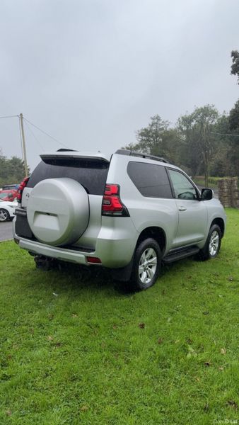 Toyota Land Cruiser 2018 399241779