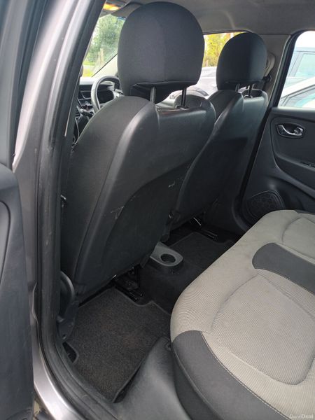 Renault Captur 2017 399243573