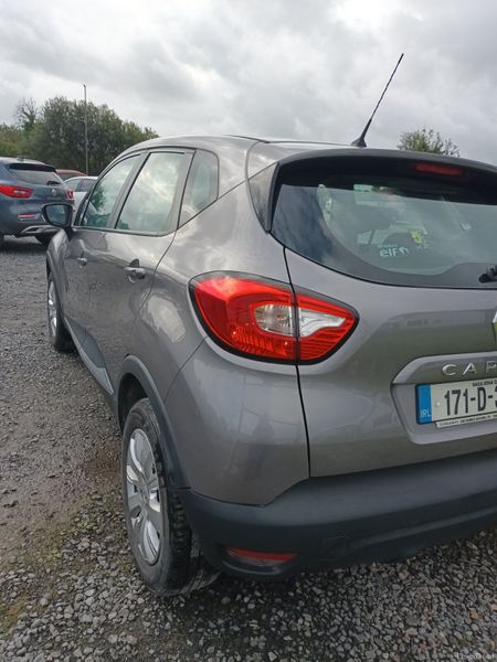 Renault Captur 2017 399243517