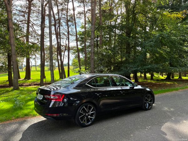 Skoda Superb 2019 2.0 TDI STYLE AUTOMATIC 399252785