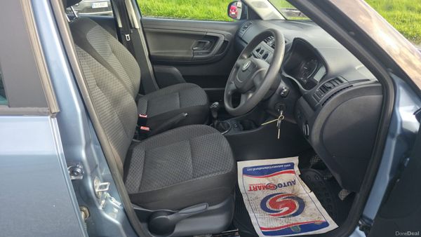 Skoda Fabia 2012 399288697