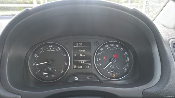 Skoda Fabia 2012 399288713