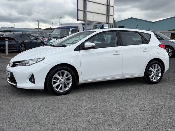 2014 Toyota Auris 1.33 VVT-I Aura Nct 10/27 399298123