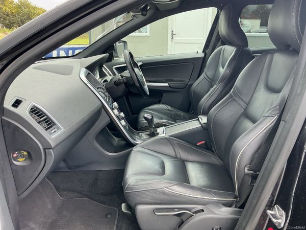 2015 VOLVO XC60 2.0 DIESEL R-DESIGN LOW KMS 399204553
