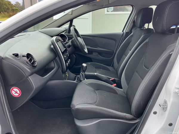 2017 RENAULT CLIO 1.2 PETROL SAT-NAV SPOTLESS 399205659