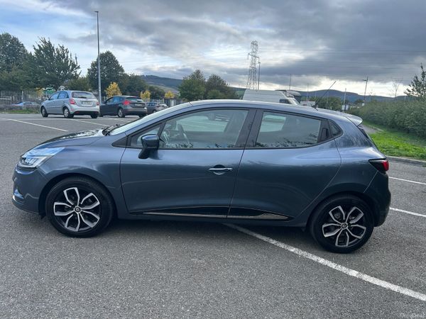 RENAULT CLIO 2017 AUTOMATIC 399205863
