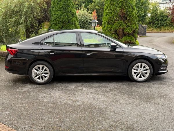 Immaculate  Automatic 231 Skoda Octavia Ambition! 399213649