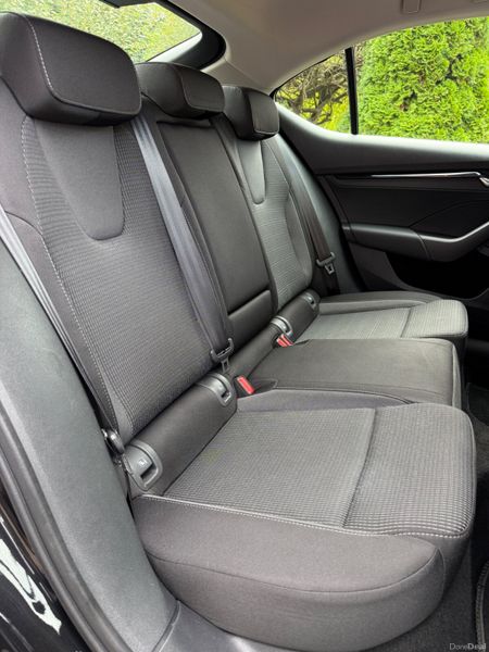Immaculate  Automatic 231 Skoda Octavia Ambition! 399213665