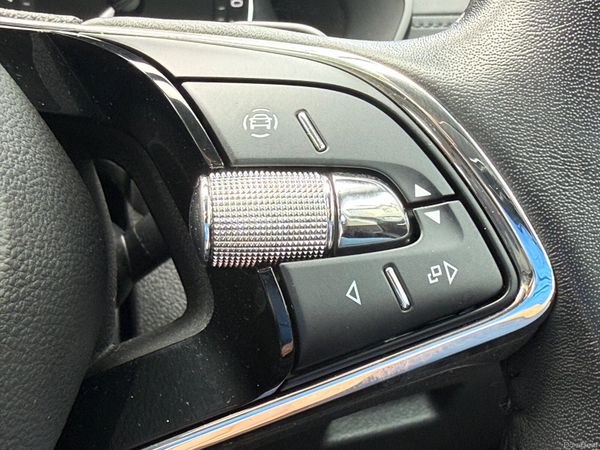 Immaculate  Automatic 231 Skoda Octavia Ambition! 399213683