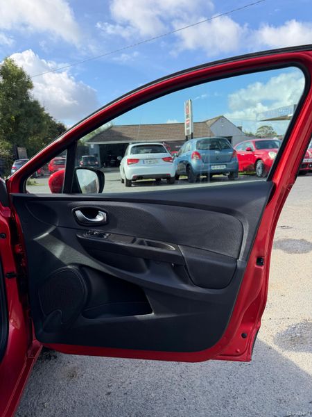 Renault Clio 2015 399223025