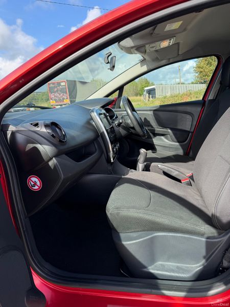 Renault Clio 2015 399223035
