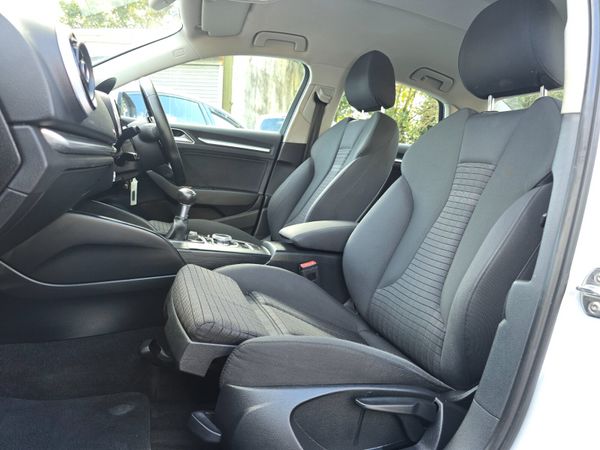 161 Audi A3 1.6 TDI Quattro 6 Speed Manual 399379891