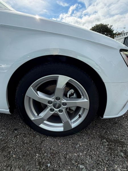 Audi A3 2020 399387335