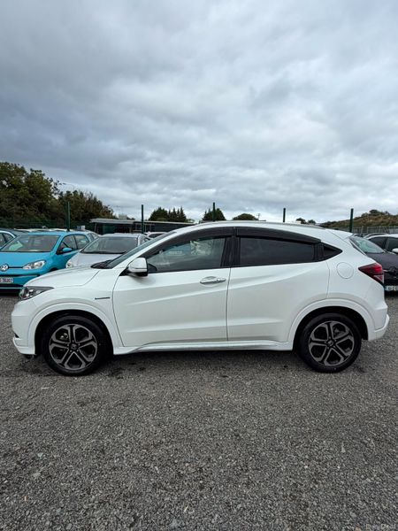 2017 Honda Vezel 1.5 Petrol Hybrid Automatic 399388615