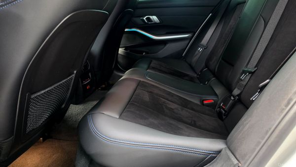 🔥 2024 BMW 330e M Sport Pro PHEV 399391755