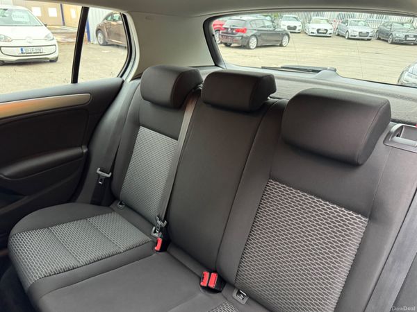 VW Golf 1.4 Manual 2009 399300093