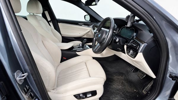 BMW 5-Series 2.0L Diesel M-Sport Leather interior 399306457