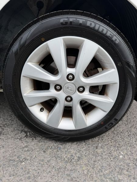 Hyundai i20 2014 PREMIUM 1.4 Crdi 399307681