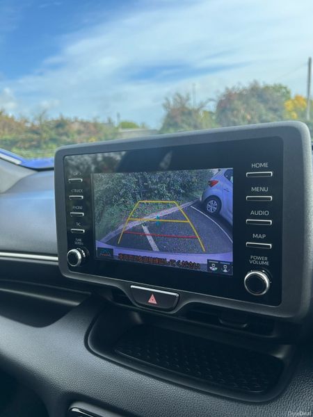 TOYOTA YARIS HYBRID 2021 399456989