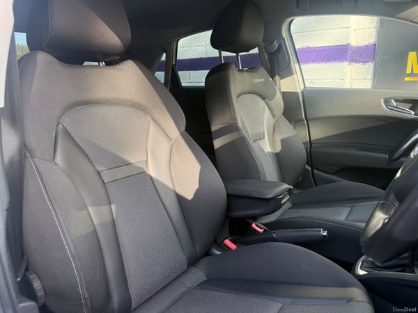 Audi A1 2013 399492777