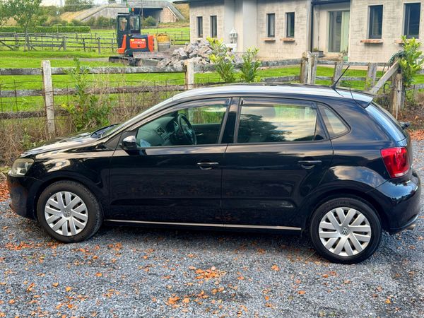 Volkswagen Polo | 2012 | 59,000 KM | Petrol | Auto 399409183