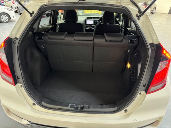 2017 Honda Fit 1.5 Hybrid Automatic,Sports Specs 399409127