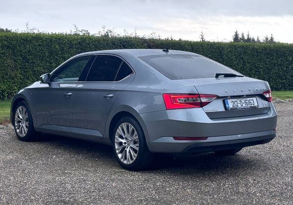 212 Skoda Superb Automatic - Mint Condition 399568385
