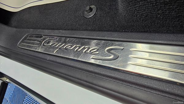 Porsche Cayenne hybrid S 416 BHP AA APPROVED 399574479