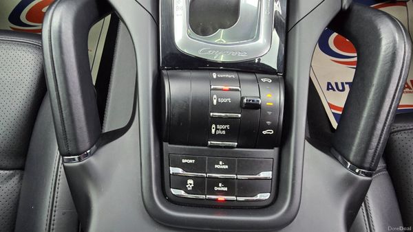 Porsche Cayenne hybrid S 416 BHP AA APPROVED 399574489