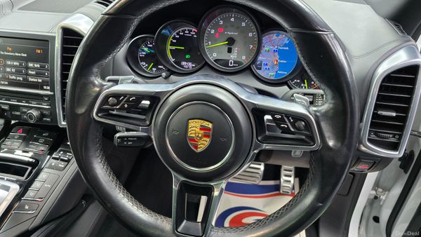 Porsche Cayenne hybrid S 416 BHP AA APPROVED 399574497