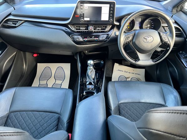2020 Toyota C-HR G Nero Edition*Leather seats* 399522459