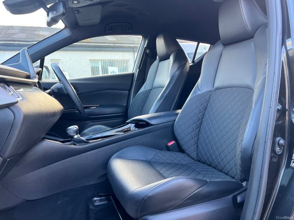 2020 Toyota C-HR G Nero Edition*Leather seats* 399522461