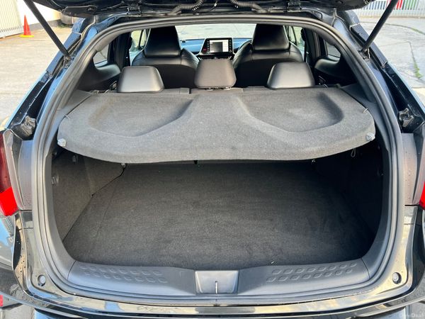 2020 Toyota C-HR G Nero Edition*Leather seats* 399522465