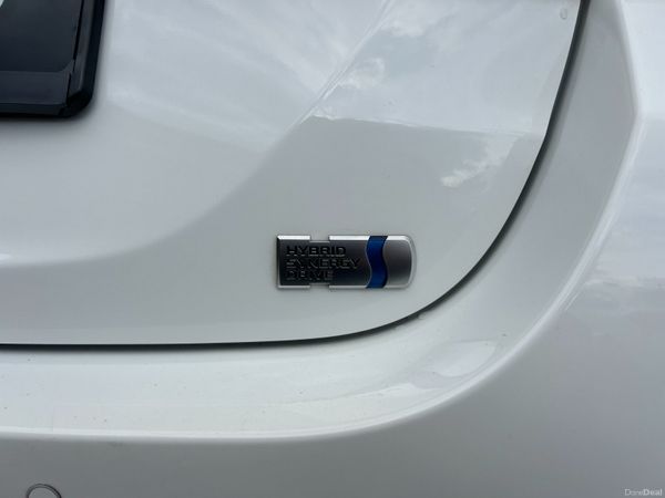 Toyota Yaris 1.5 Hybrid 2021 399649429