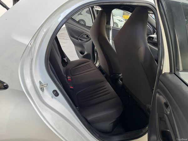 Toyota Yaris 2023 399652269