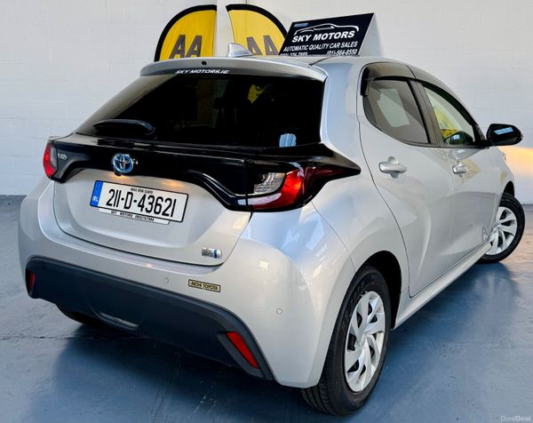 Toyota Yaris 2021 Hybrid Automatic with very 399678249