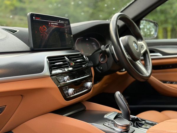 2023 BMW 5-Series 520D M-Sport Estate 399682451