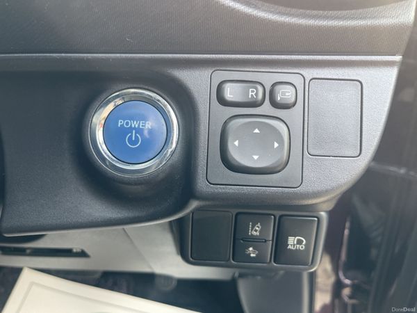 2016 TOYOTA  AQUA 1.5 HYBRID AUTOMATIC *FINANCE* 399607779
