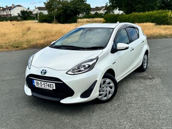 2019 Toyota Aqua -, 2 of 10