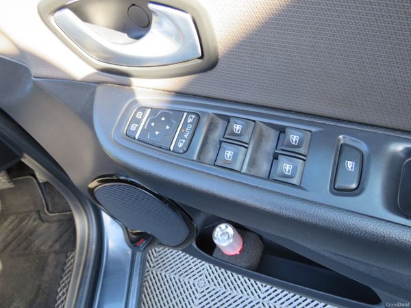 2018 RENAULT CLIO 5DR 1.2 AUTOMATIC 399740077