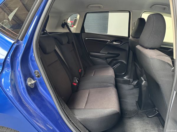 2015 Honda Fit / Jazz 1.5 Hybrid Automatic 399747829