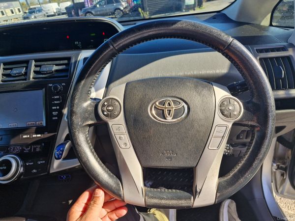 2013 Toyota Prius 7-seater Hybrid Fresh NCT 399748895