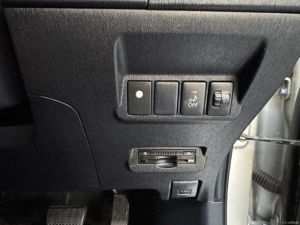 2016Toyota Prius Plus/alpha 1.8 Hybrid 399750393