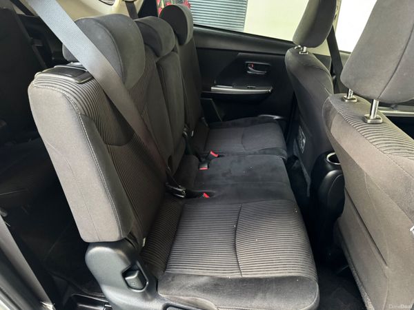 2016Toyota Prius Plus/alpha 1.8 Hybrid 399750399
