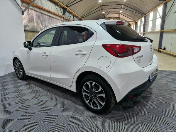 2015 Mazda 2 Executive  Petrol NCT 08/27 399758281