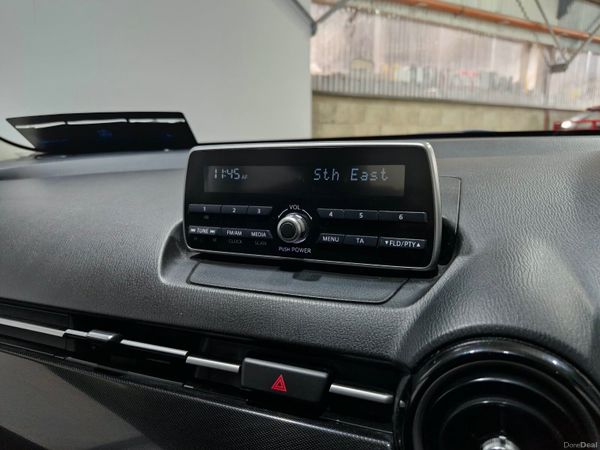 2015 Mazda 2 Executive  Petrol NCT 08/27 399758293